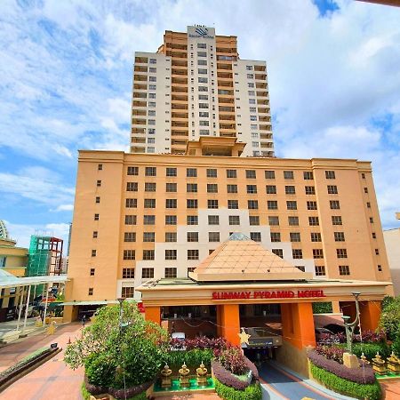 Sunway Studio Homestay With Balcony, Connecting Sunway Pyramid Mall & Sunway Lagoon Petaling Jaya Exterior photo