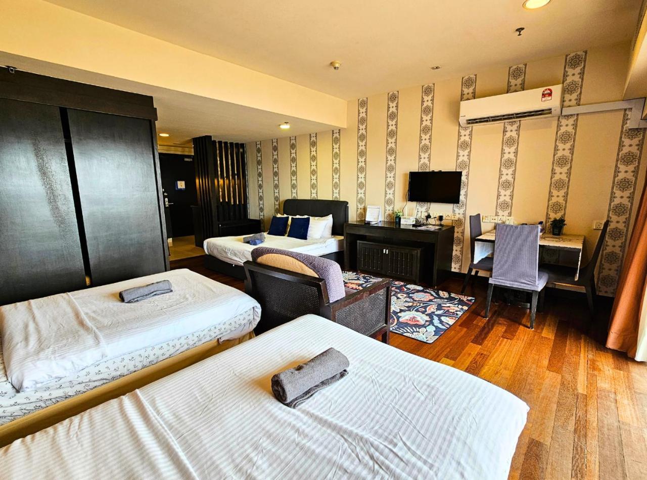 Sunway Studio Homestay With Balcony, Connecting Sunway Pyramid Mall & Sunway Lagoon Petaling Jaya Exterior photo