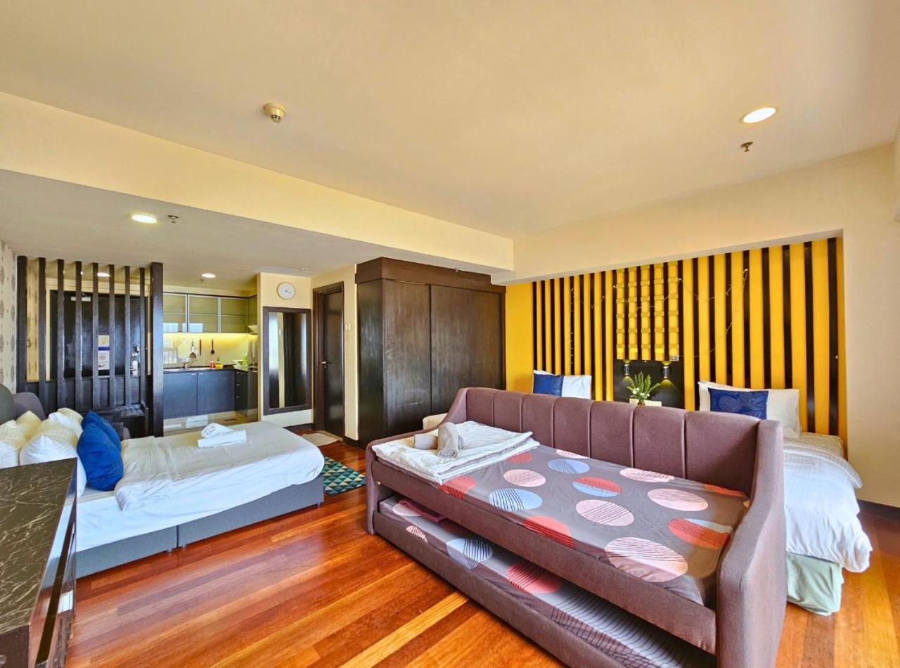 Sunway Studio Homestay With Balcony, Connecting Sunway Pyramid Mall & Sunway Lagoon Petaling Jaya Room photo